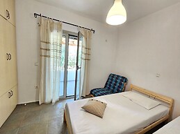 Skyros BnB Beach House Amaryllis