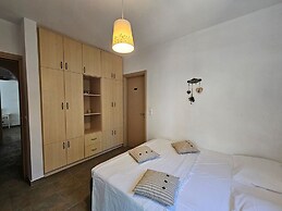 Skyros BnB Beach House Amaryllis