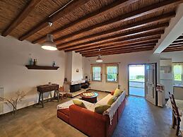 Skyros BnB Beach House Amaryllis