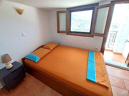 Skyros BnB Little Horse in Skyros Town