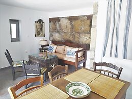 Skyros BnB Anna House in Brooke