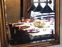 Escape the Ordinary - Dorset Village Vacation