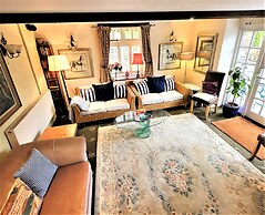 Escape the Ordinary - Dorset Village Vacation