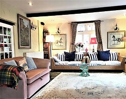 Escape the Ordinary - Dorset Village Vacation