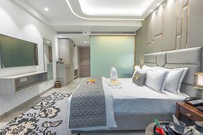 Mastiff Select Mandavya Dharamkot