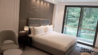 Mastiff Select Mandavya Dharamkot