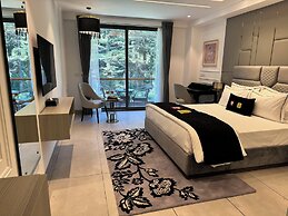 Mastiff Select Mandavya Dharamkot