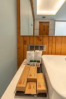 Mastiff Select Mandavya Dharamkot