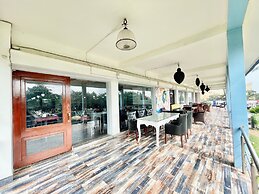 Hotel V-i sea view - Puri