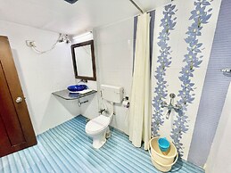 Hotel V-i sea view - Puri