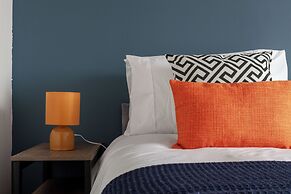 Top-rated Penthouse - King Size Bed & Free Parking