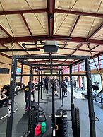 CrossFit Otoyo Strength TINY HOUSE