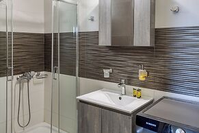 Fresh 1 Bd Apt with Patio in Heraklion