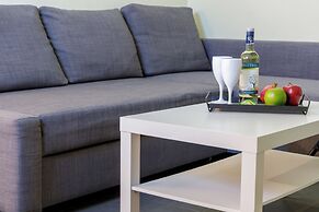 Fresh 1 Bd Apt with Patio in Heraklion