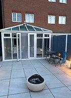 Dartford, 4 Beds, Sleeps 8, Near Bluewater and M25