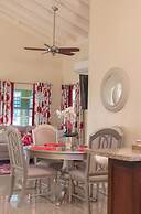 Royal Vacation Retreat