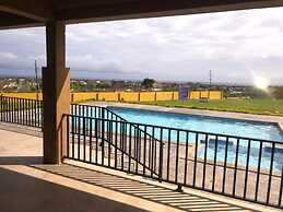 Royal Vacation Retreat