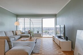 Bright Apartment With City View and Terrace