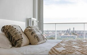 Bright Apartment With City View and Terrace