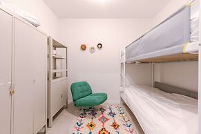 Charming art Deco Apartment With Harbor Views in Blankenberge