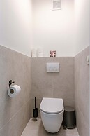 Charming art Deco Apartment With Harbor Views in Blankenberge