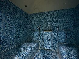 Terraced House in Residence & Spa With Common Pool and Sauna, Houlgate