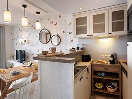 Terraced House in Residence & Spa With Common Pool and Sauna, Houlgate