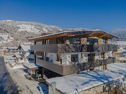 Apartment in Brixen im Thale With a Garden