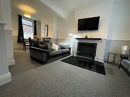 Cozy 2 Bedroom Property With all Amenities