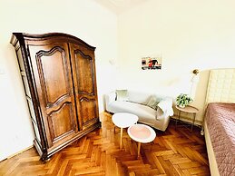 Apartments by Jacob