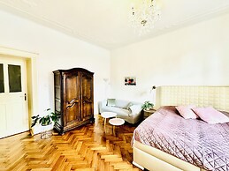 Apartments by Jacob