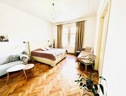 Apartments by Jacob