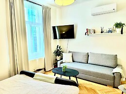 Apartments by Jacob