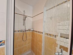 Holiday Villa With Pool on the Gulf of Morbihan