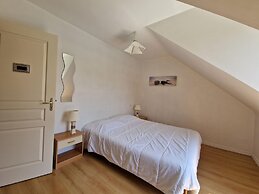 Holiday Villa With Pool on the Gulf of Morbihan