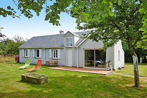 Lovely Holiday Home in the Countryside on the bay of Mont St. Michel, 