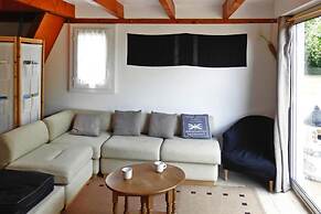 Lovely Holiday Home in the Countryside on the bay of Mont St. Michel, 