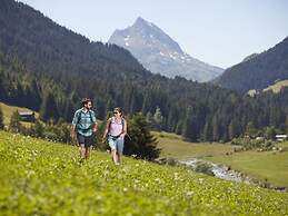 Apartment in Ischgl Overlooking the Mountains