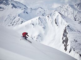 Apartment in Ischgl Overlooking the Mountains