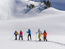 Apartment in Ischgl Overlooking the Mountains