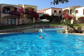 Apartment in Badus With Communal Pool