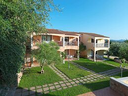 Apartment in Badus With Communal Pool