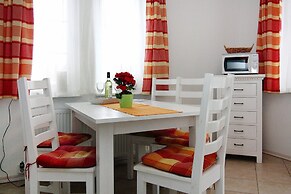 Ferienhaus Haffschein, Moenkebude