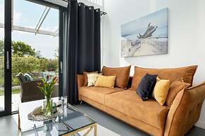 Holiday Home With Whirlpool Bathtub, Wrzosowo