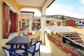 Apartment in Tamarispa With Garden Furniture