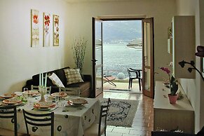 Apartment by Lake Como With Stunning Views
