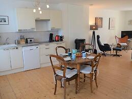 Charming Holiday Home Near the Beach, Locquirec