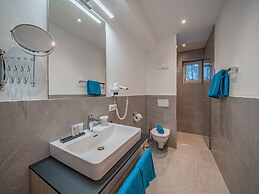 Apartment in Brixen im Thale With Parking