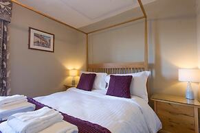 The Wheatsheaf Hotel