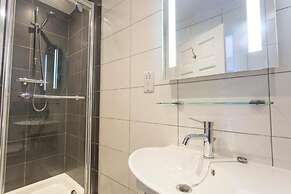 The Wheatsheaf Hotel